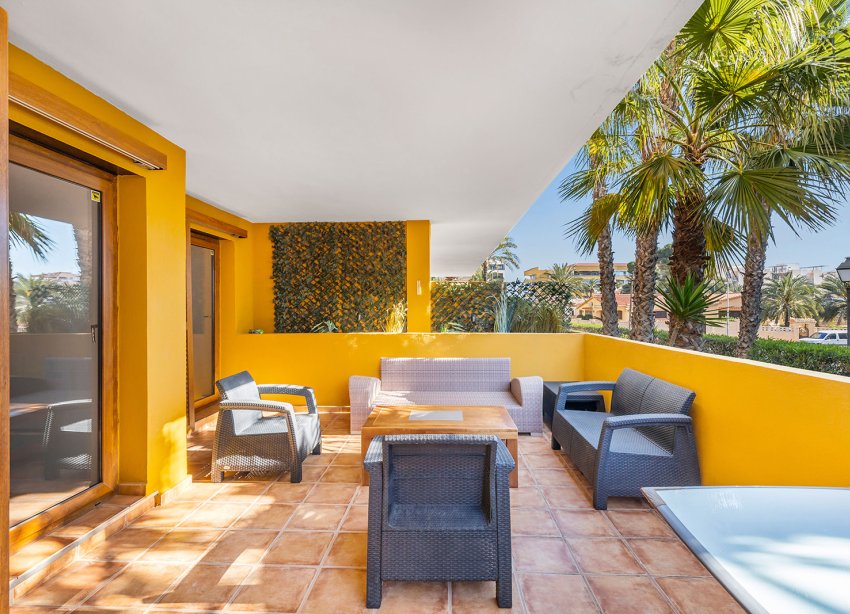Resale - Apartament / Duplex - Torrevieja - Punta Prima