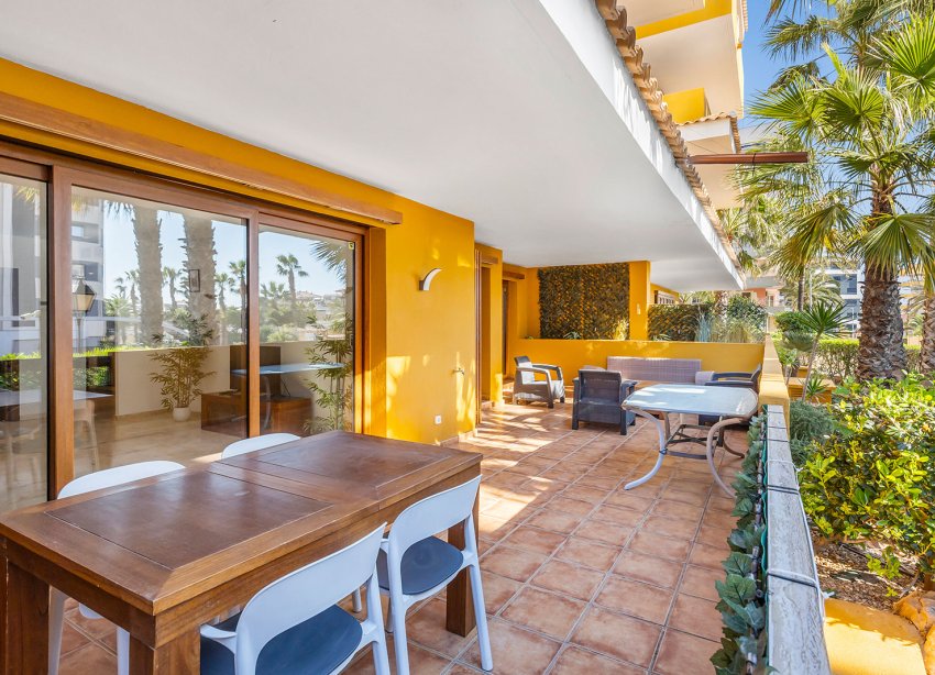Resale - Apartament / Duplex - Torrevieja - Punta Prima