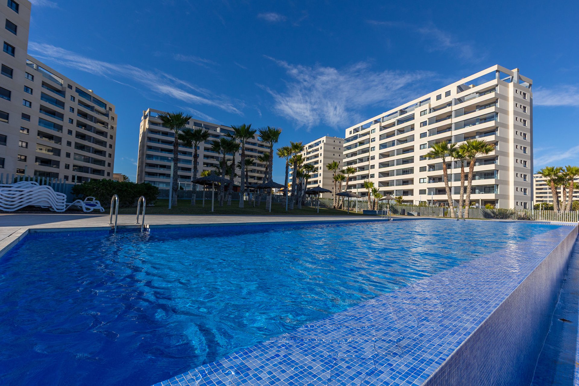 Resale - Apartament / Duplex - Torrevieja - Punta Prima