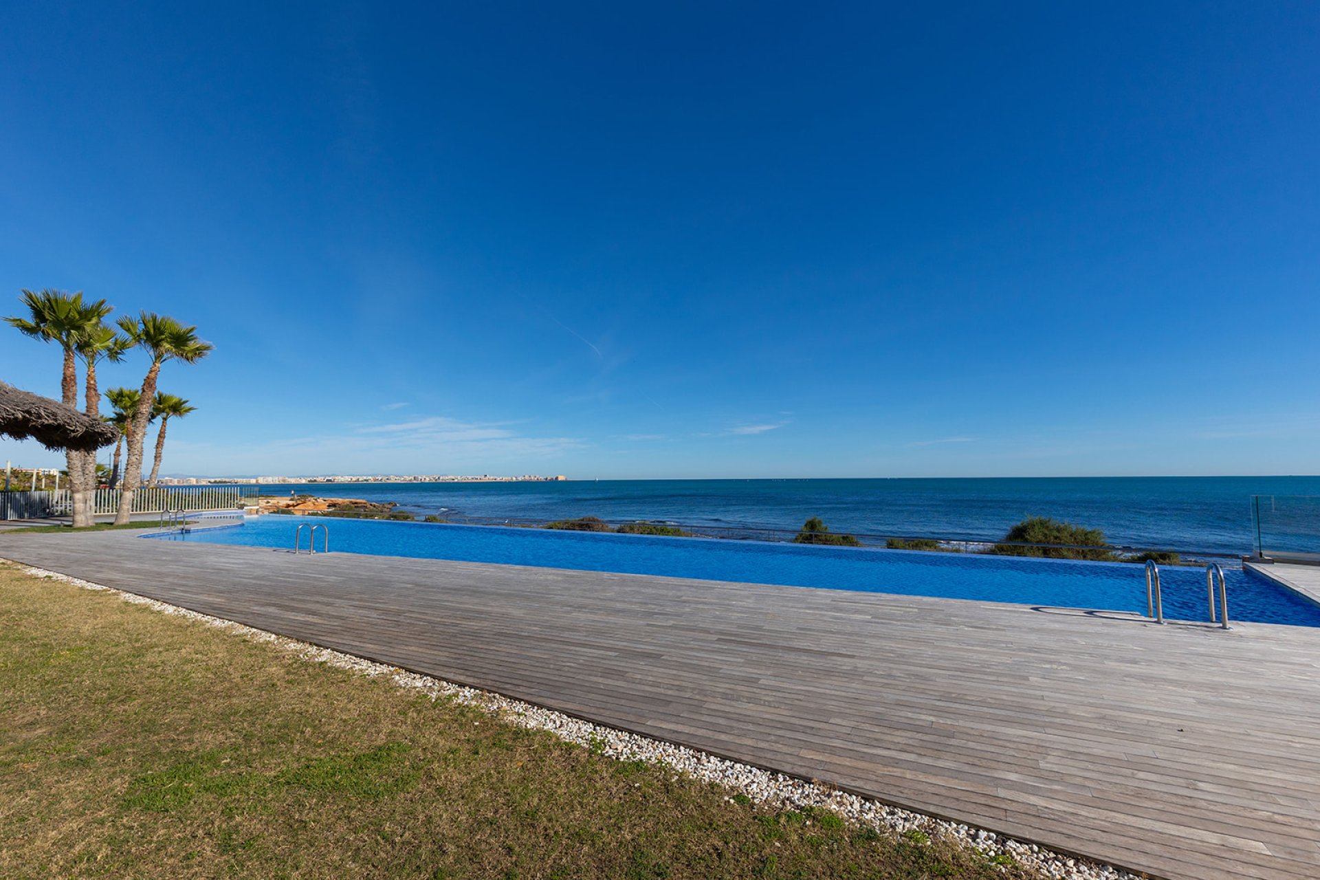 Resale - Apartament / Duplex - Torrevieja - Punta Prima
