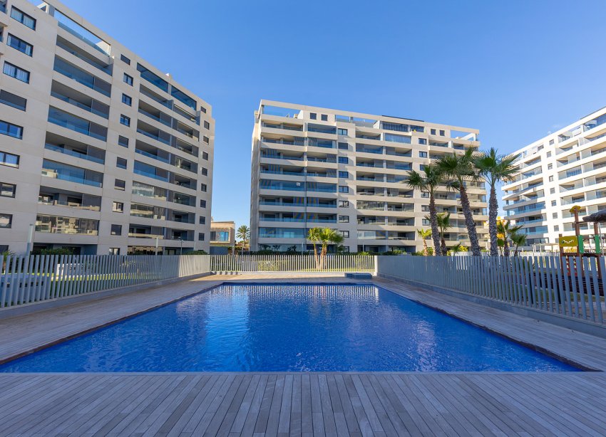 Resale - Apartament / Duplex - Torrevieja - Punta Prima