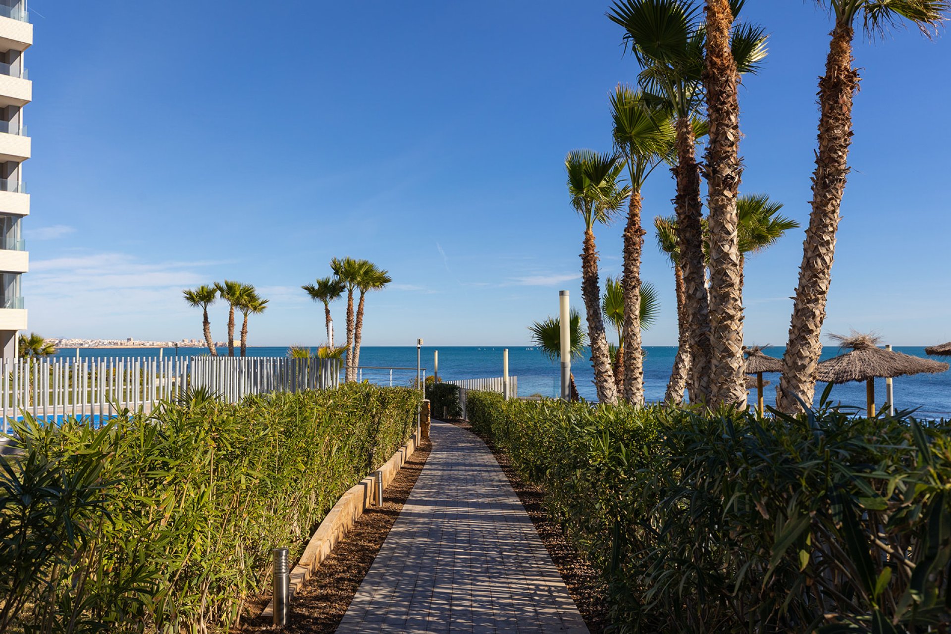 Resale - Apartament / Duplex - Torrevieja - Punta Prima