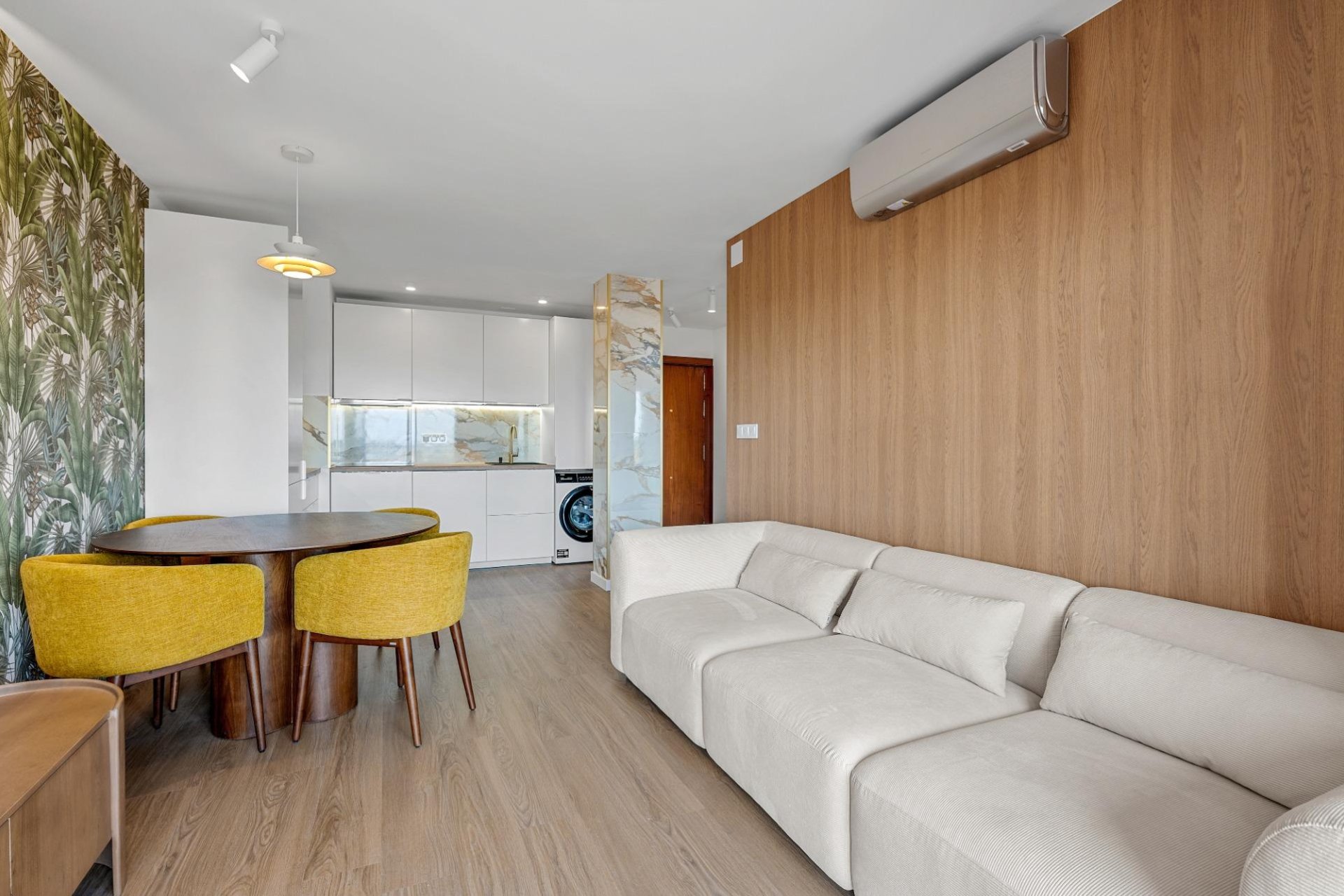 Resale - Apartament / Duplex - Torrevieja - Punta Prima