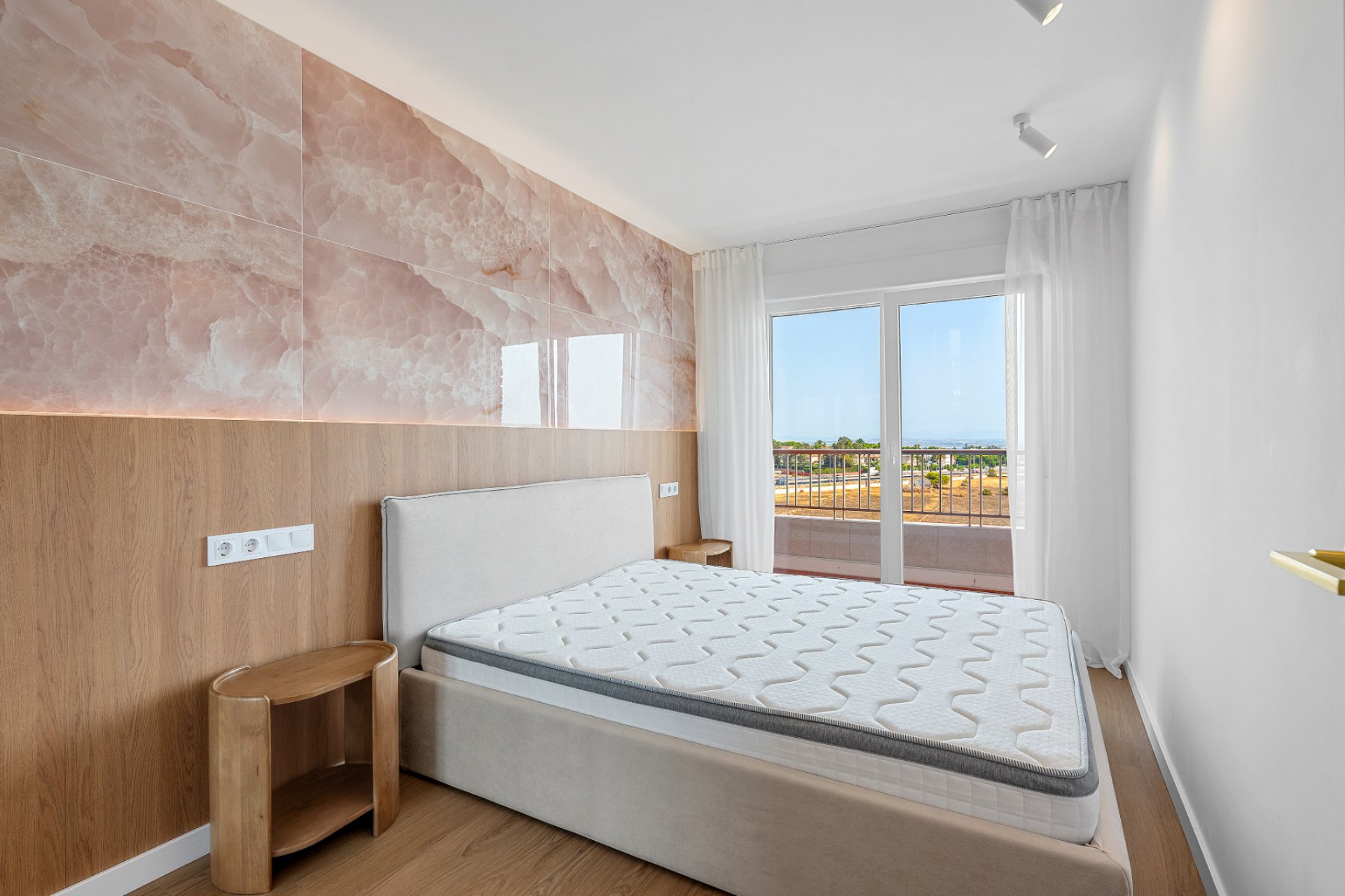 Resale - Apartament / Duplex - Torrevieja - Punta Prima