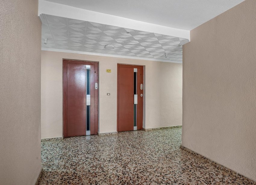 Resale - Apartament / Duplex - Torrevieja - Punta Prima