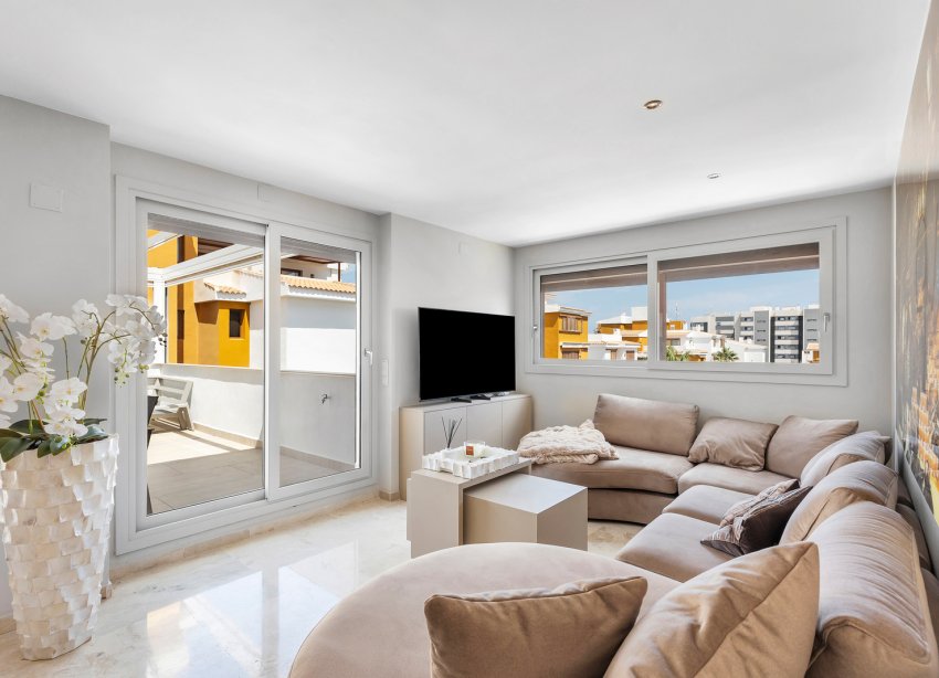 Resale - Apartament / Duplex - Torrevieja - Punta Prima