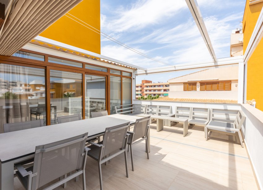 Resale - Apartament / Duplex - Torrevieja - Punta Prima