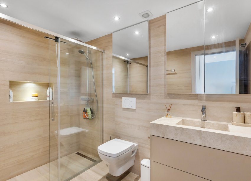 Resale - Apartament / Duplex - Torrevieja - Punta Prima