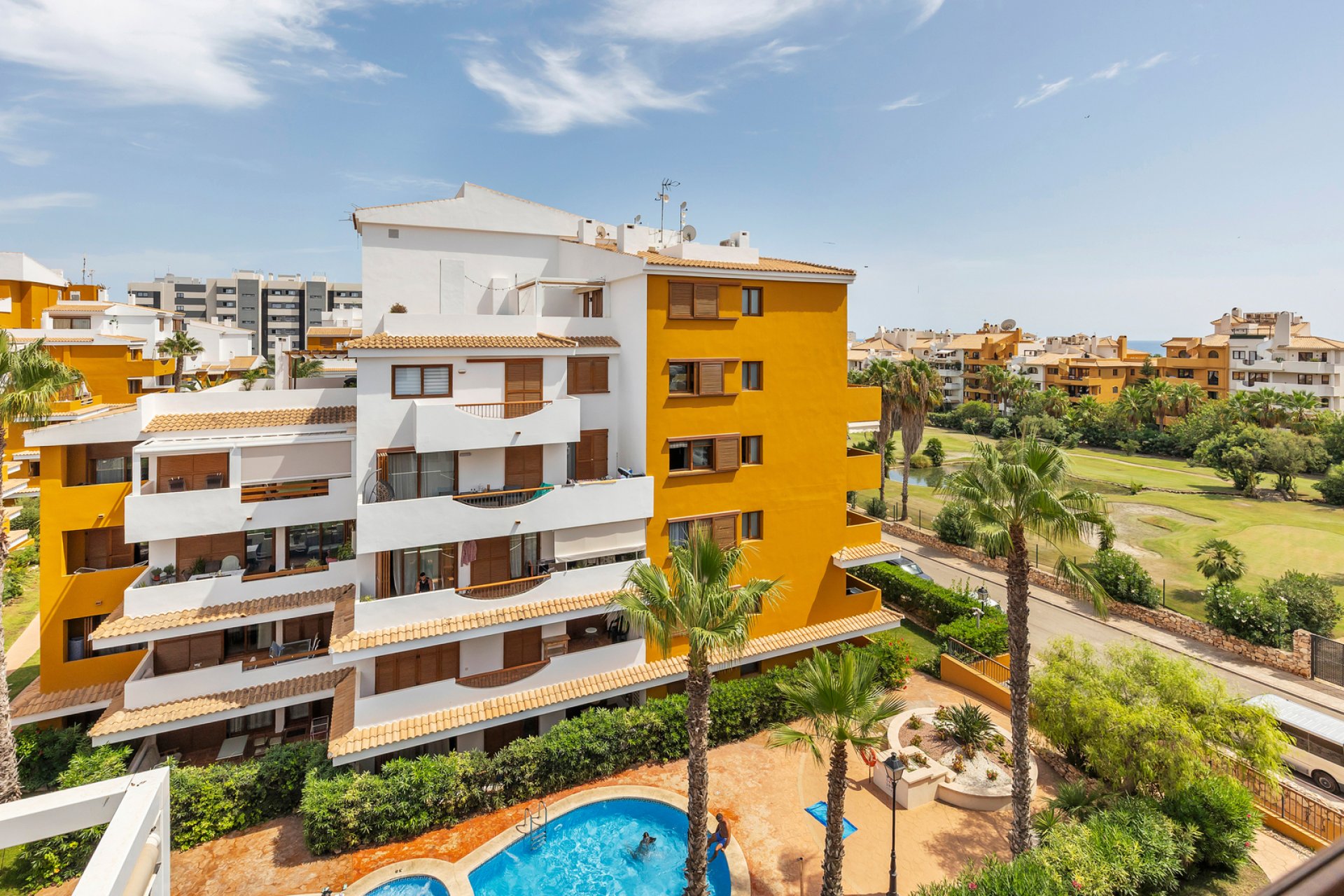 Resale - Apartament / Duplex - Torrevieja - Punta Prima
