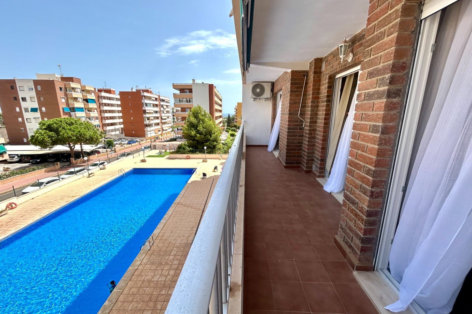 Resale - Apartament / Duplex - Torrevieja - Punta Prima