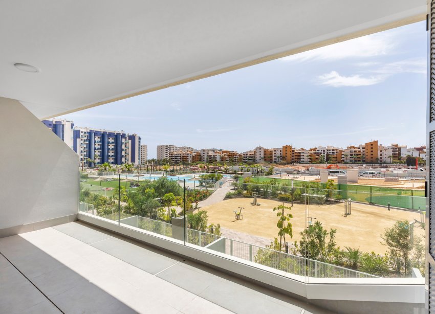 Resale - Apartament / Duplex - Torrevieja - Punta Prima