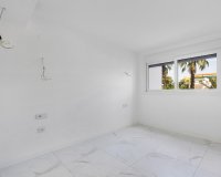 Resale - Apartament / Duplex - Torrevieja - Punta Prima