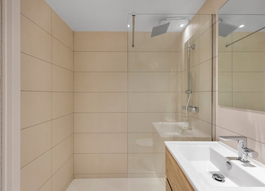 Resale - Apartament / Duplex - Torrevieja - Punta Prima