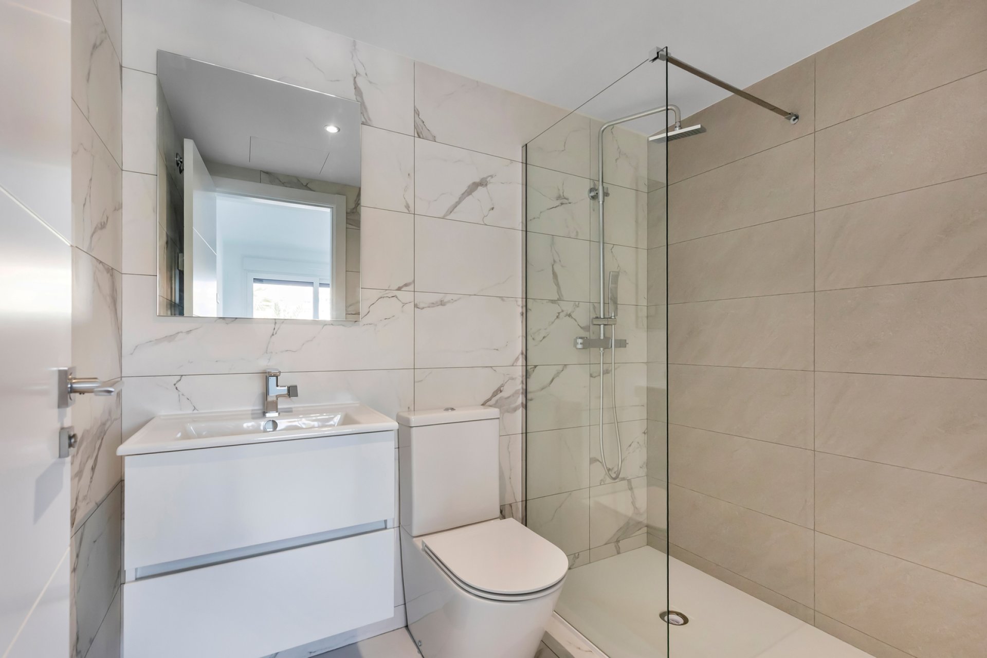 Resale - Apartament / Duplex - Torrevieja - Punta Prima