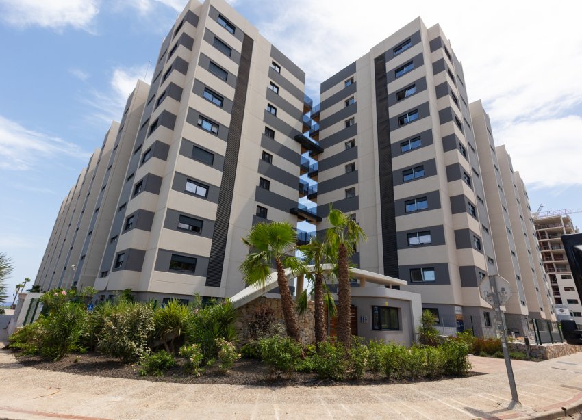 Resale - Apartament / Duplex - Torrevieja - Punta Prima