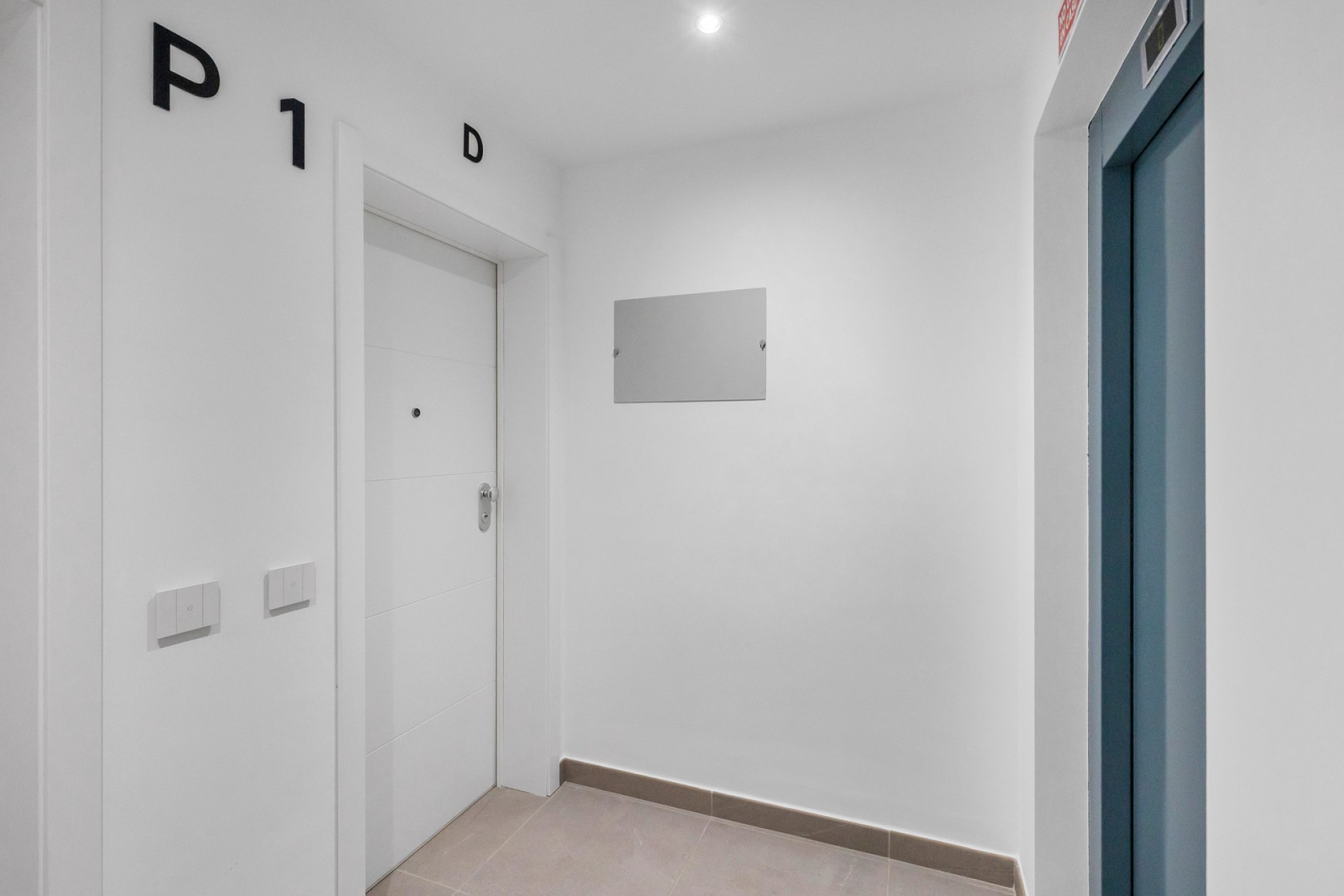 Resale - Apartament / Duplex - Torrevieja - Punta Prima