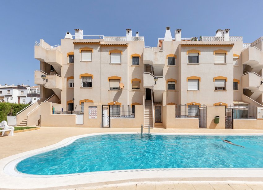 Resale - Apartament / Duplex - Torrevieja - Rocio del Mar