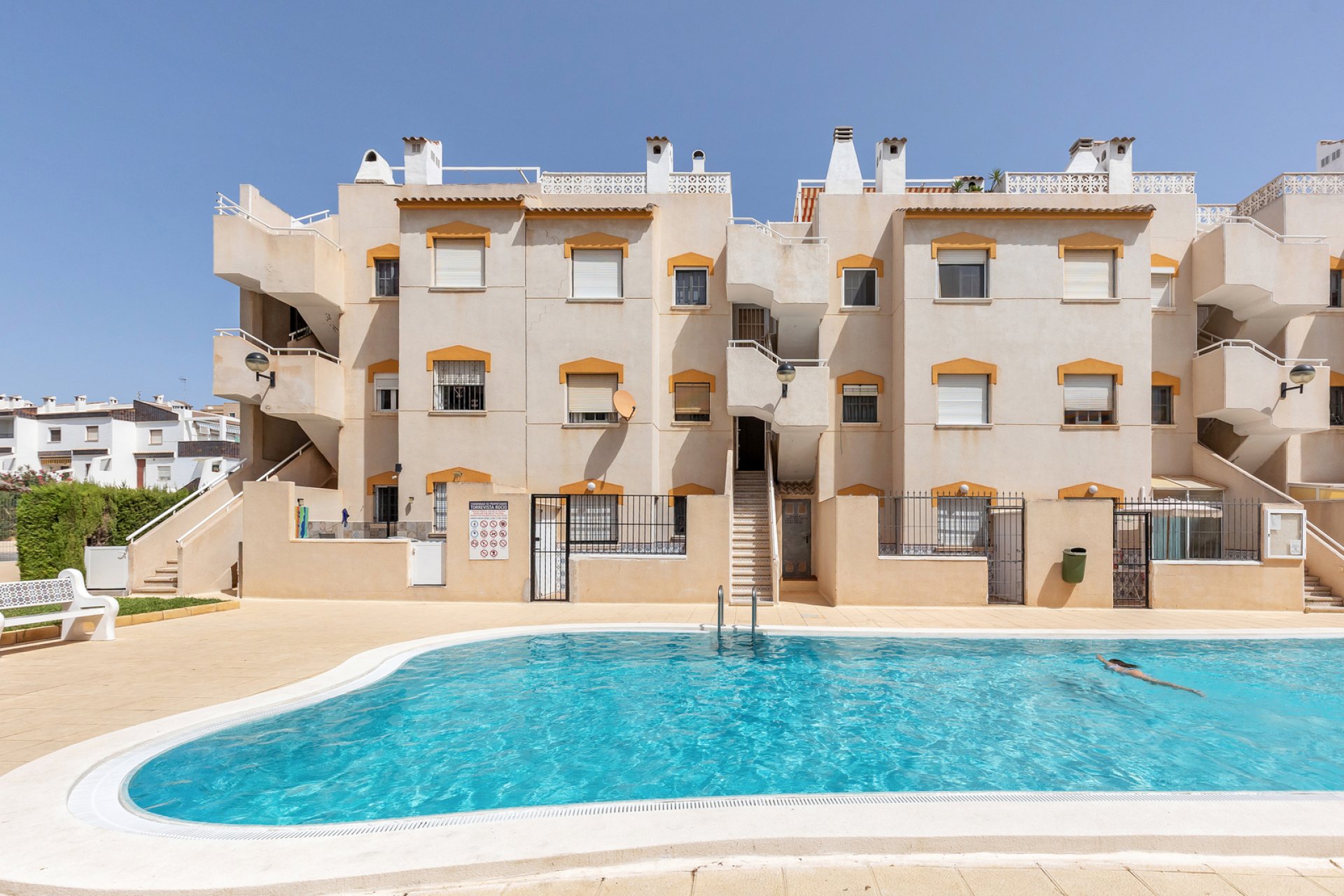 Resale - Apartament / Duplex - Torrevieja - Rocio del Mar