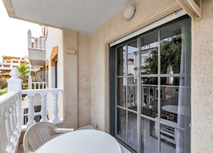 Resale - Apartament / Duplex - Torrevieja - Rocio del Mar