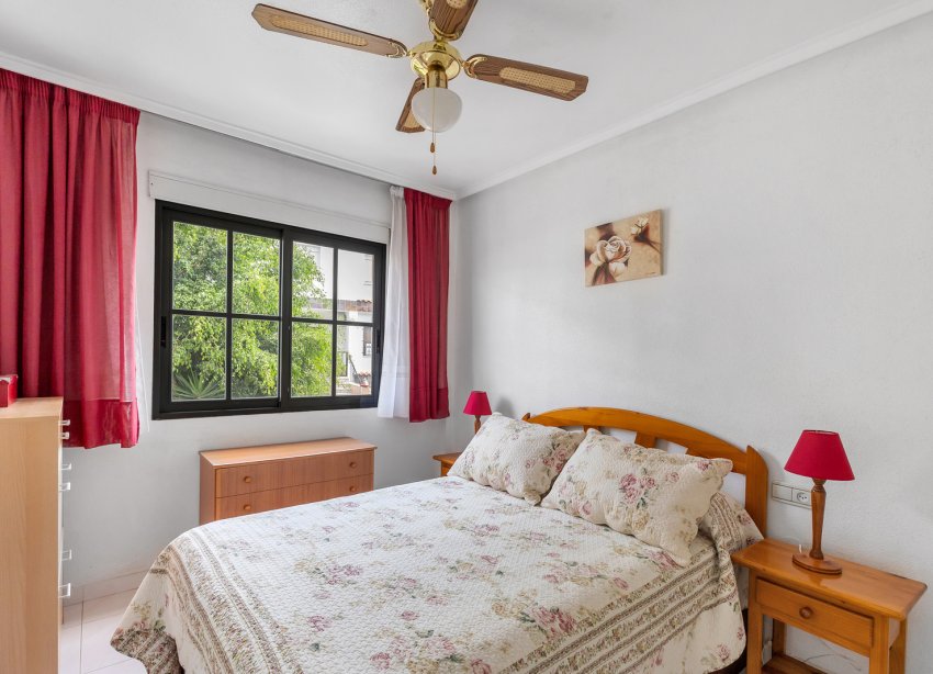 Resale - Apartament / Duplex - Torrevieja - Rocio del Mar