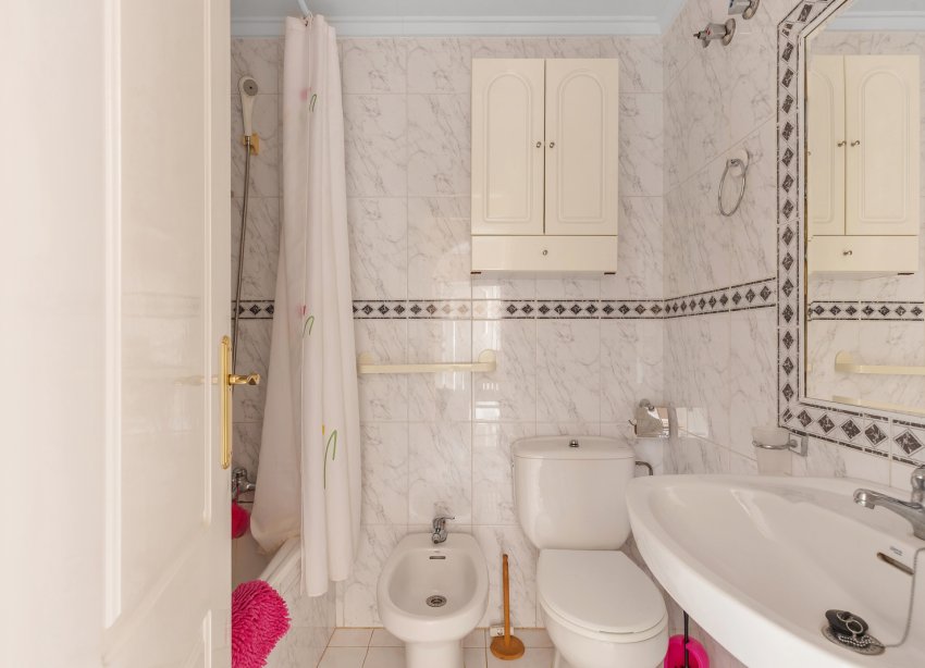 Resale - Apartament / Duplex - Torrevieja - Rocio del Mar