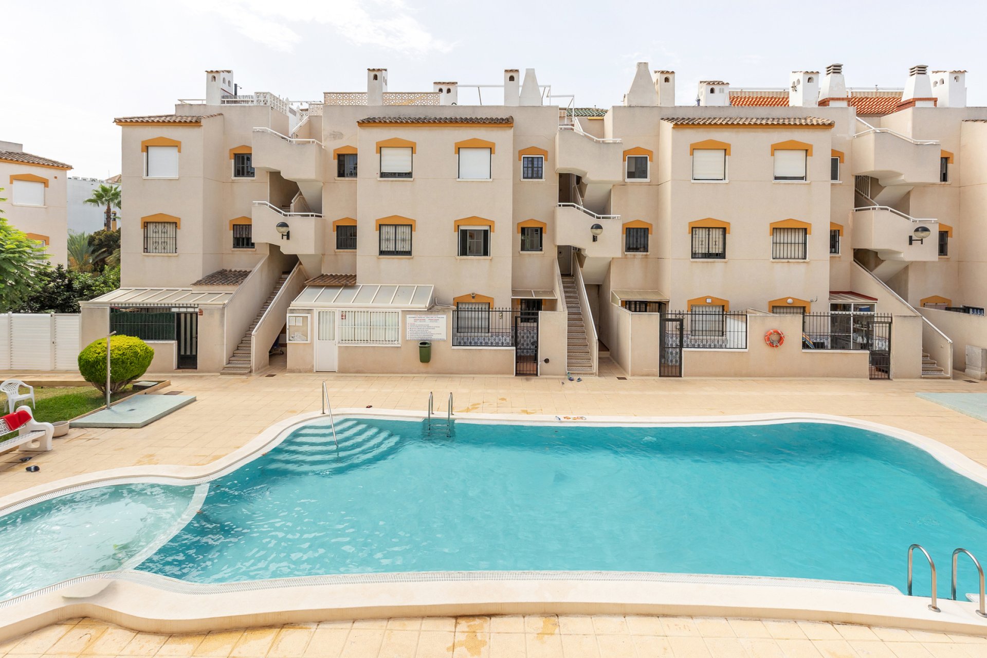 Resale - Apartament / Duplex - Torrevieja - Rocio del Mar