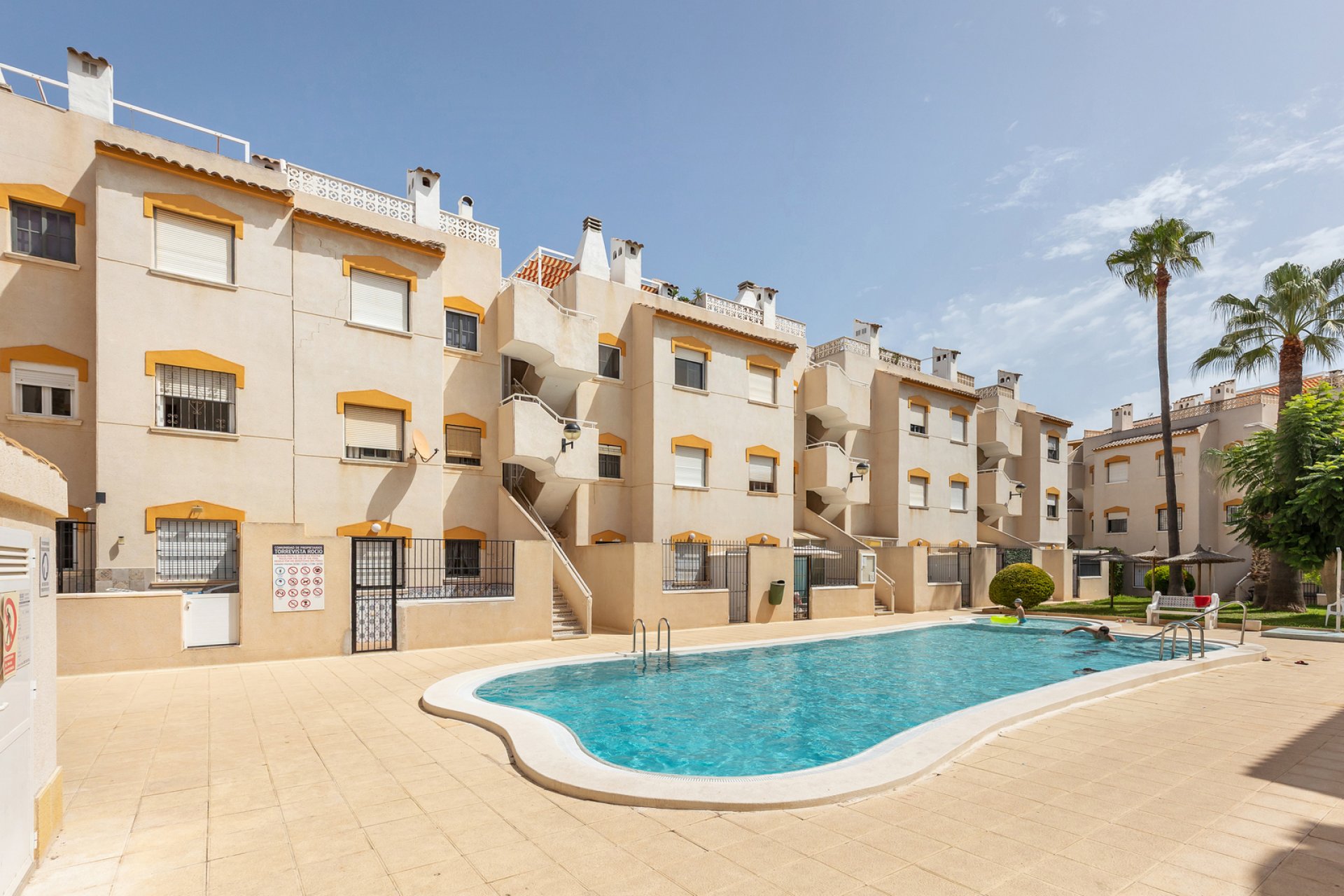 Resale - Apartament / Duplex - Torrevieja - Rocio del Mar
