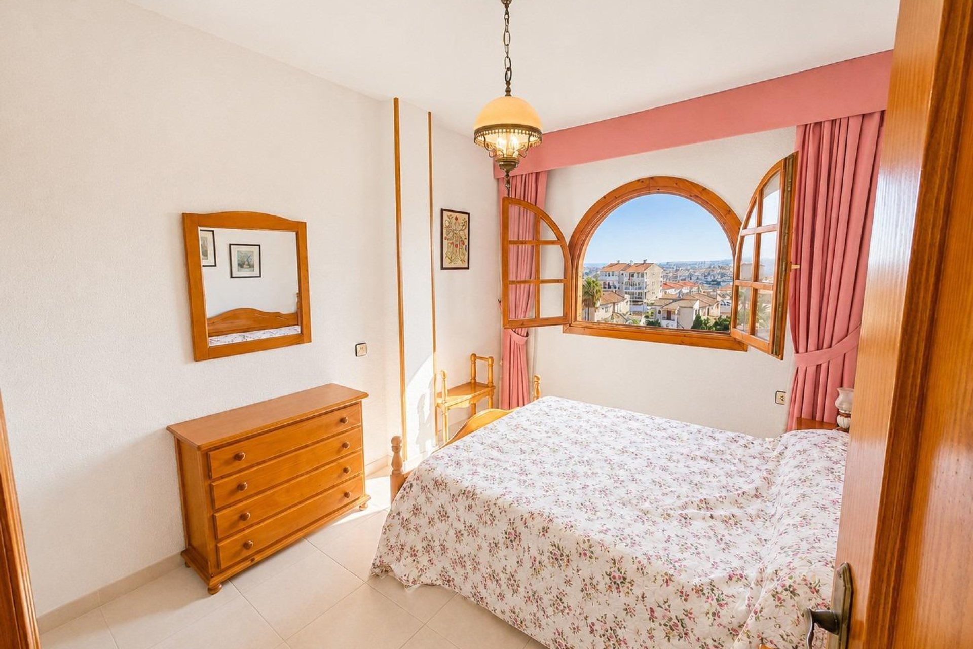 Resale - Apartament / Duplex - Torrevieja - Torre del moro