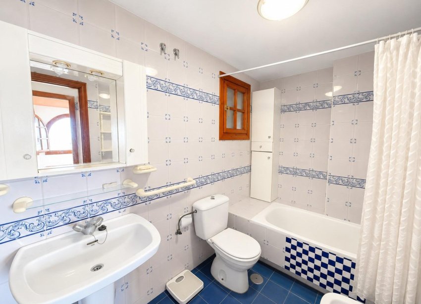 Resale - Apartament / Duplex - Torrevieja - Torre del moro