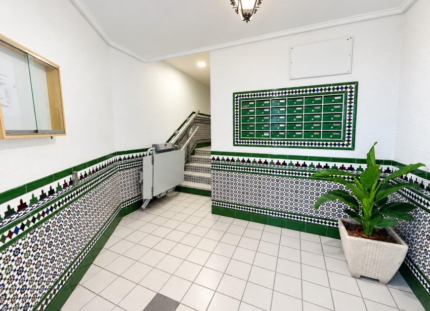 Resale - Apartament / Duplex - Torrevieja - Torre del moro