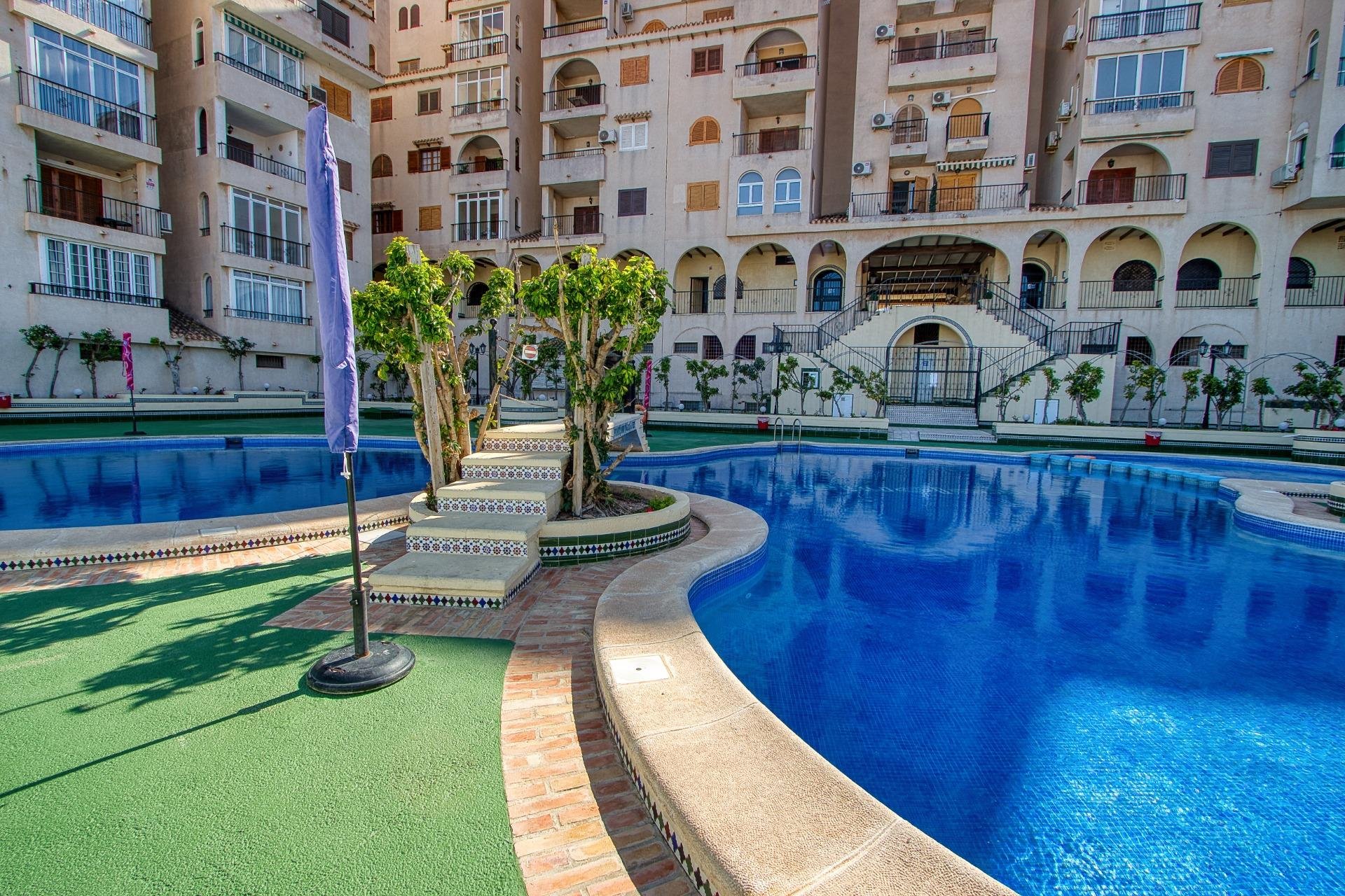 Resale - Apartament / Duplex - Torrevieja - Torre del moro