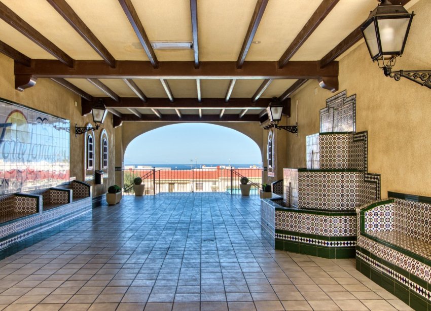Resale - Apartament / Duplex - Torrevieja - Torre del moro