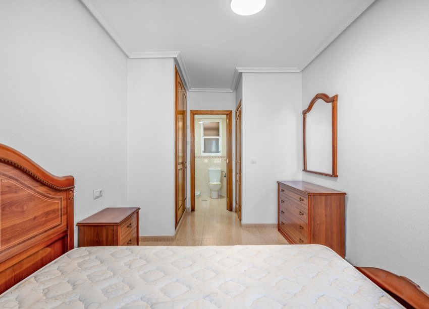 Resale - Apartament / Duplex - Torrevieja