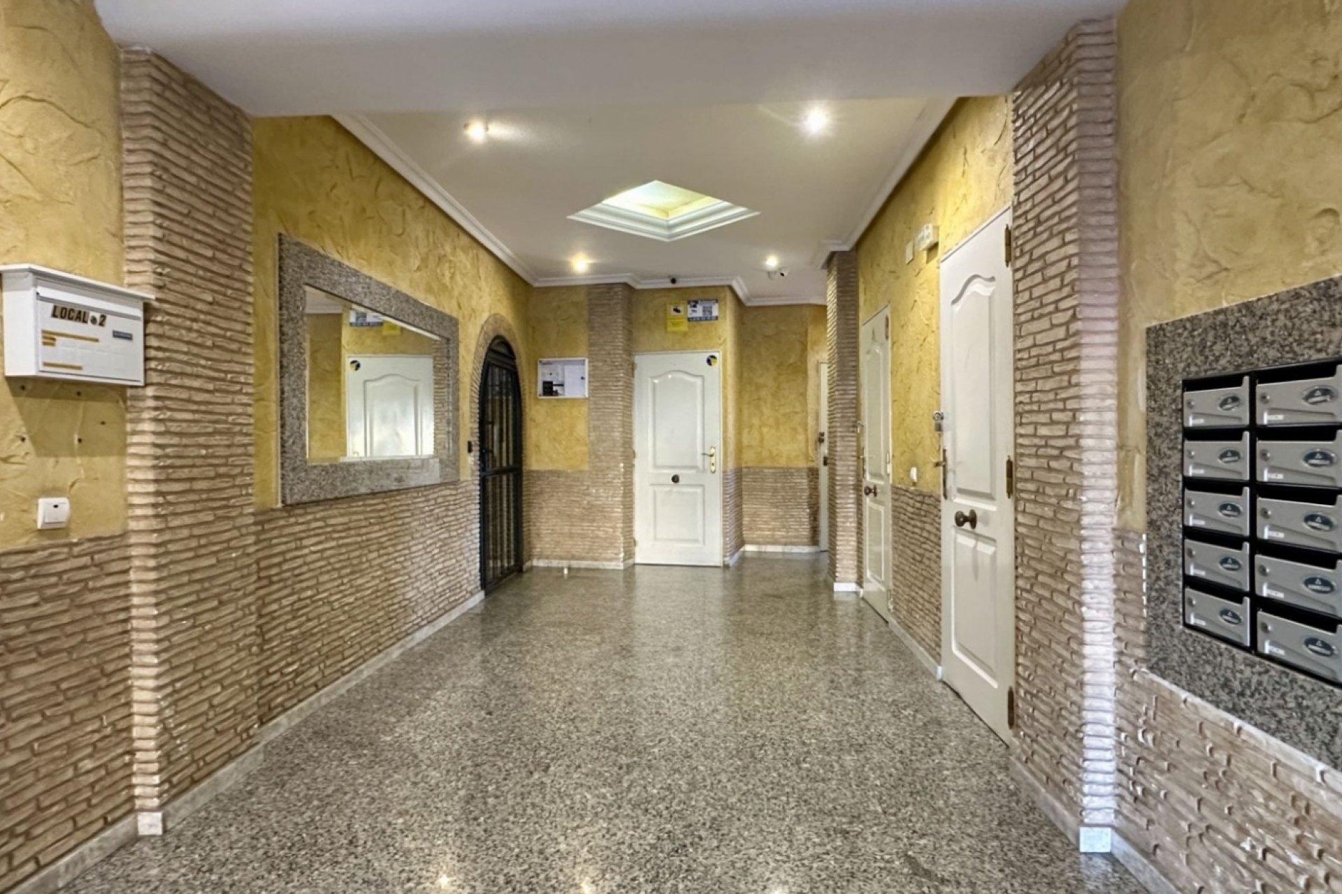 Resale - Apartament / Duplex - Torrevieja