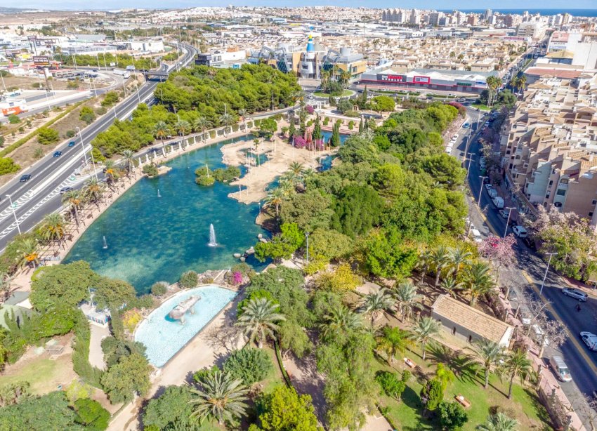 Resale - Apartament / Duplex - Torrevieja