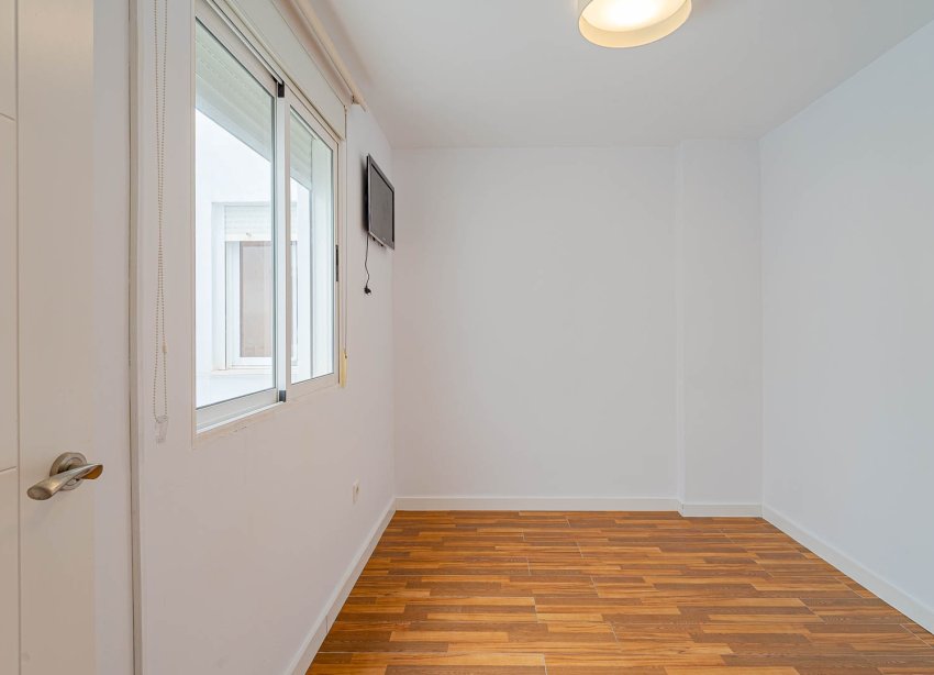 Resale - Apartament / Duplex - Torrevieja
