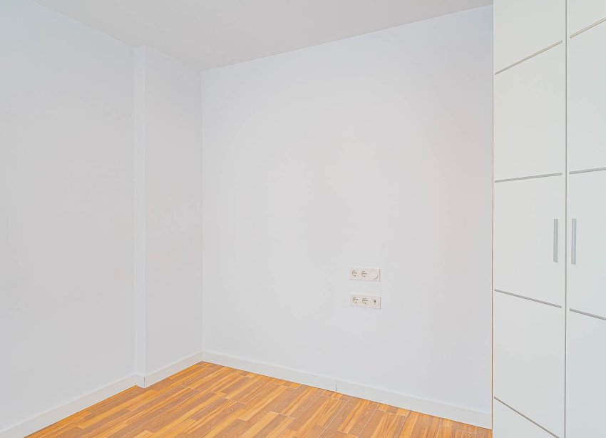 Resale - Apartament / Duplex - Torrevieja