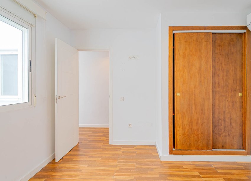 Resale - Apartament / Duplex - Torrevieja