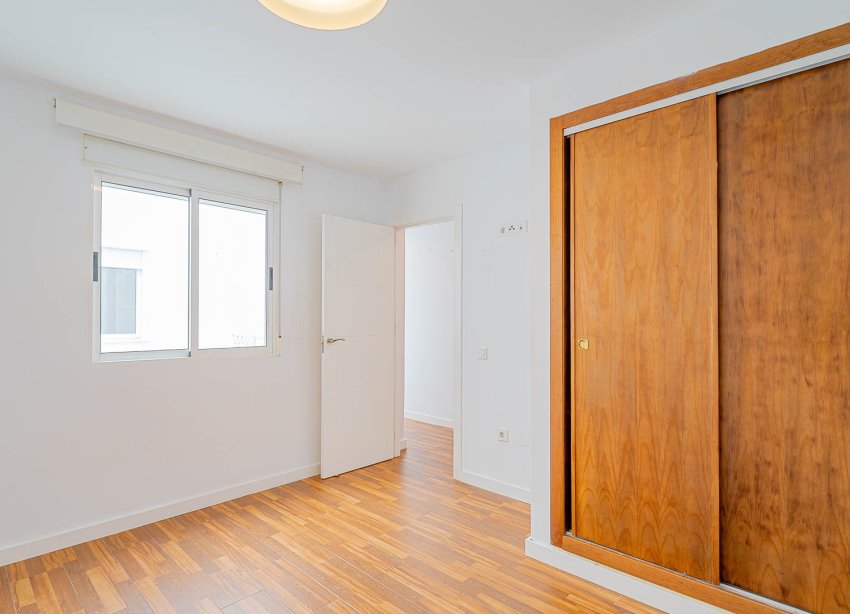 Resale - Apartament / Duplex - Torrevieja
