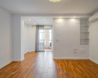 Resale - Apartament / Duplex - Torrevieja