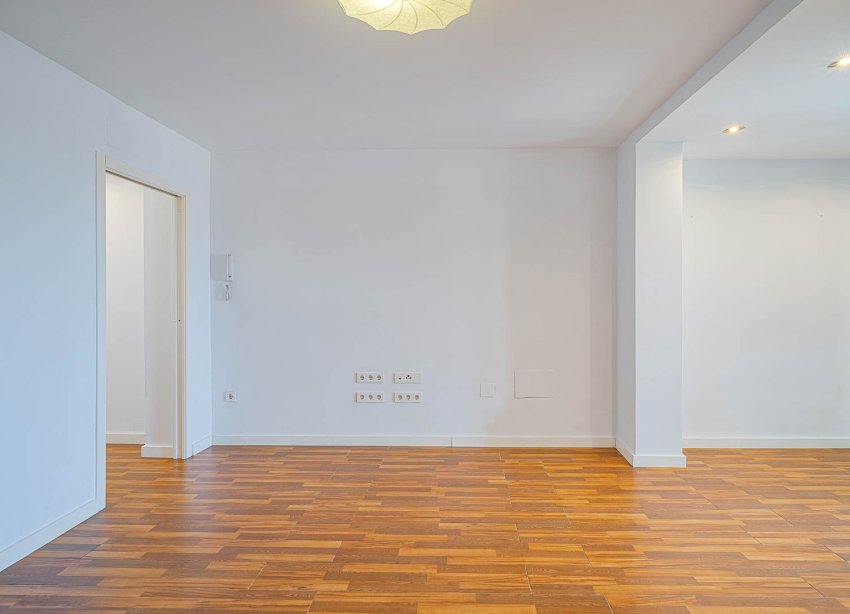 Resale - Apartament / Duplex - Torrevieja