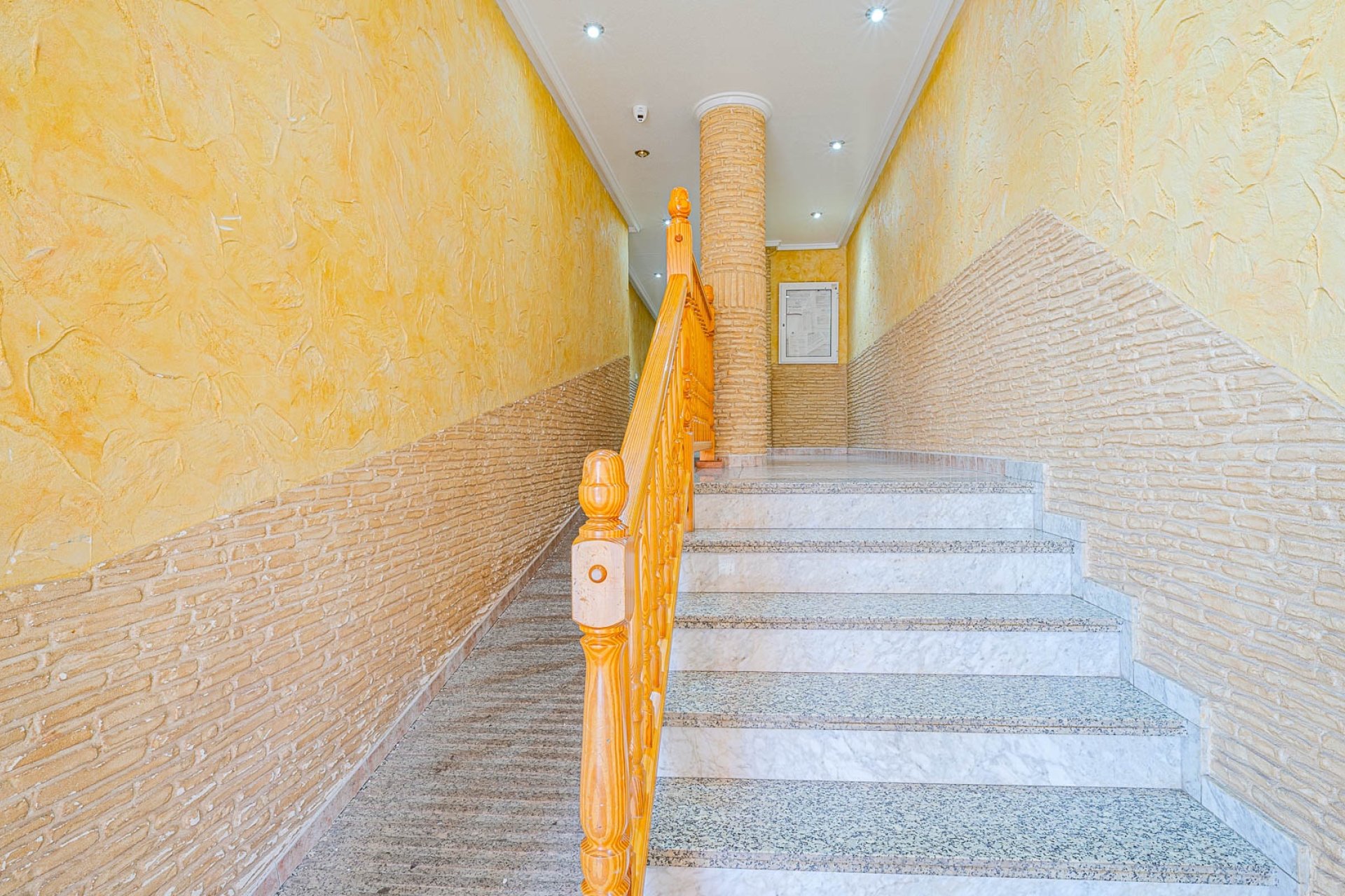 Resale - Apartament / Duplex - Torrevieja