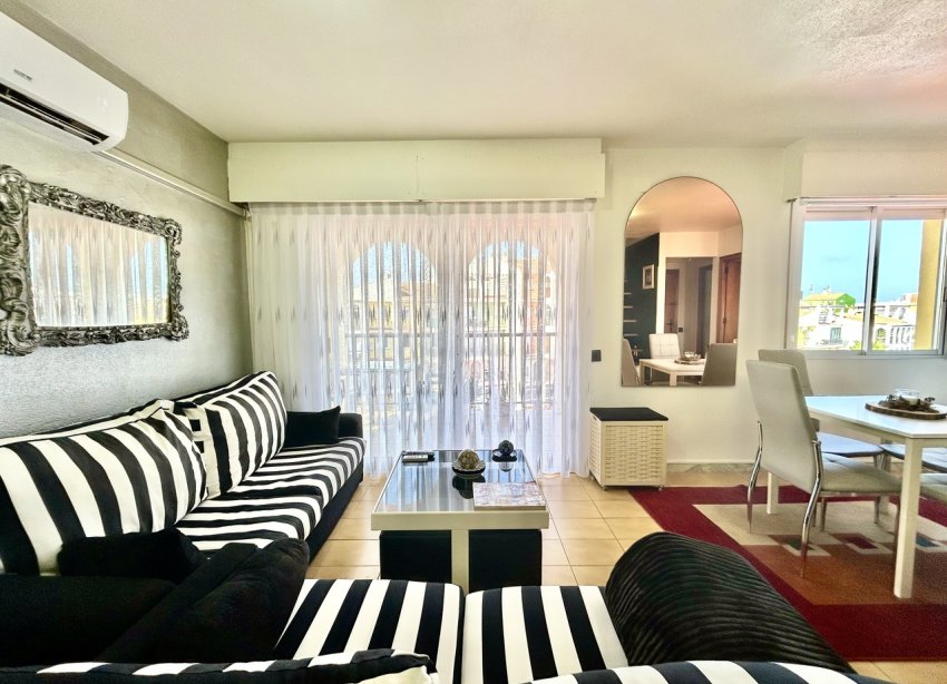 Resale - Apartament / Duplex - Torrevieja