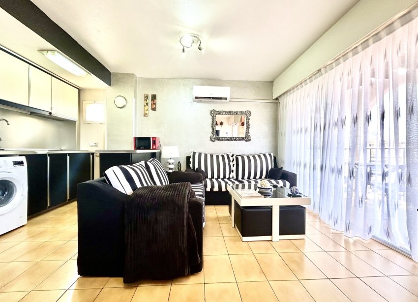 Resale - Apartament / Duplex - Torrevieja