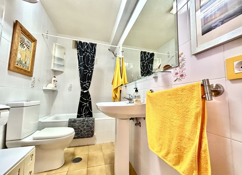 Resale - Apartament / Duplex - Torrevieja