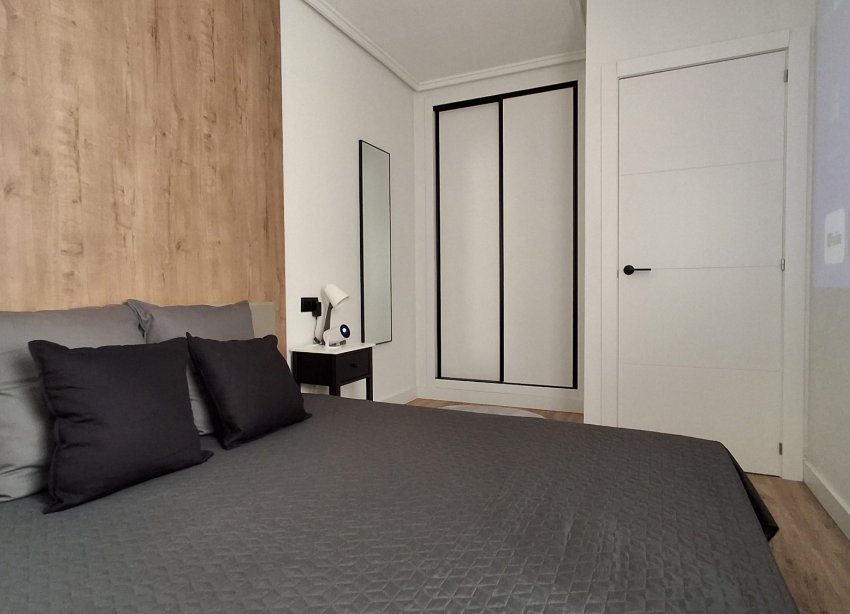 Resale - Apartament / Duplex - Torrevieja