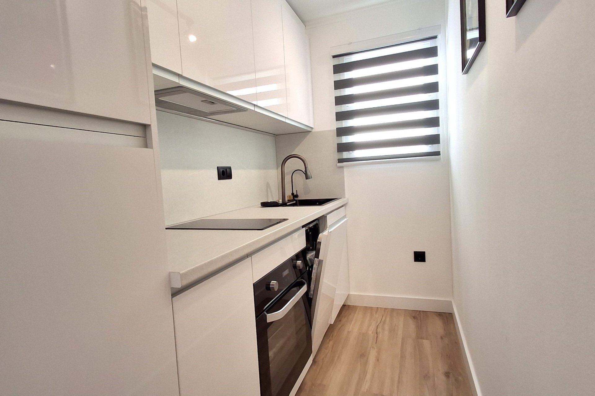 Resale - Apartament / Duplex - Torrevieja