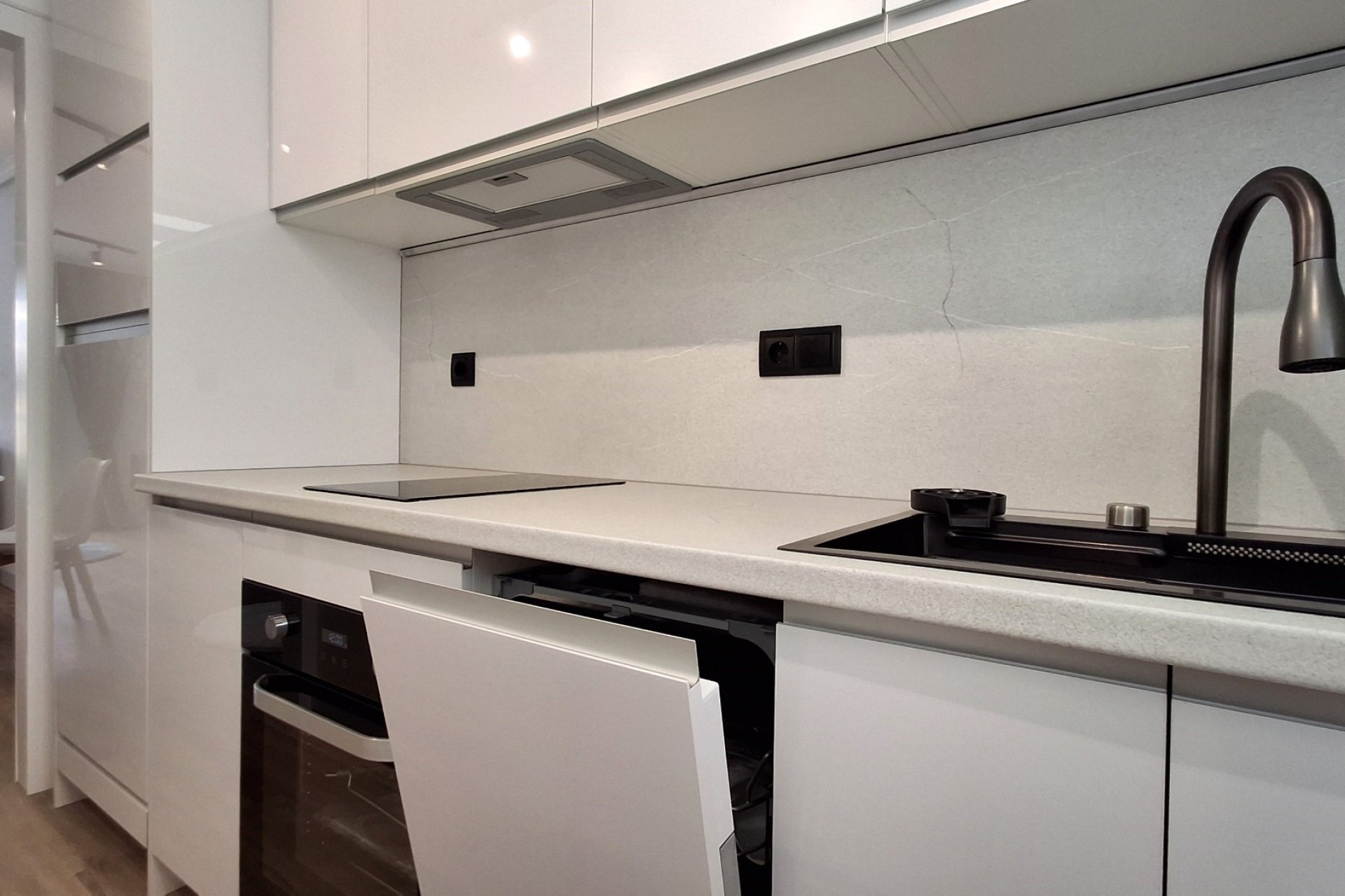 Resale - Apartament / Duplex - Torrevieja