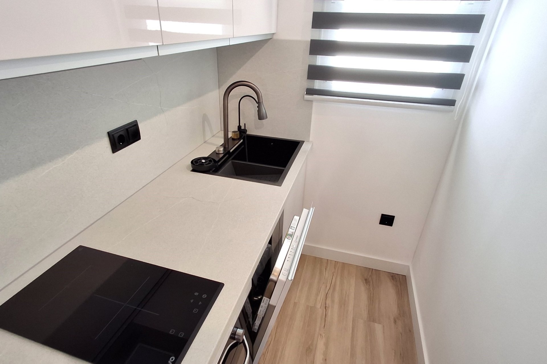 Resale - Apartament / Duplex - Torrevieja