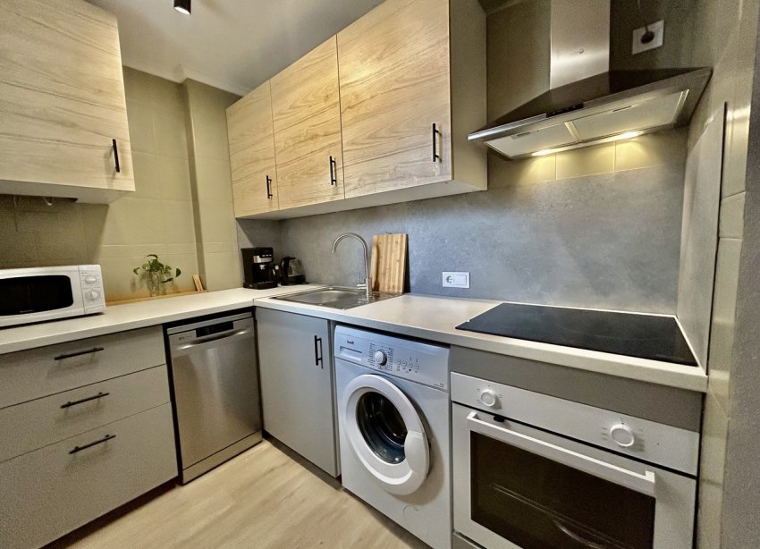 Resale - Apartament / Duplex - Torrevieja